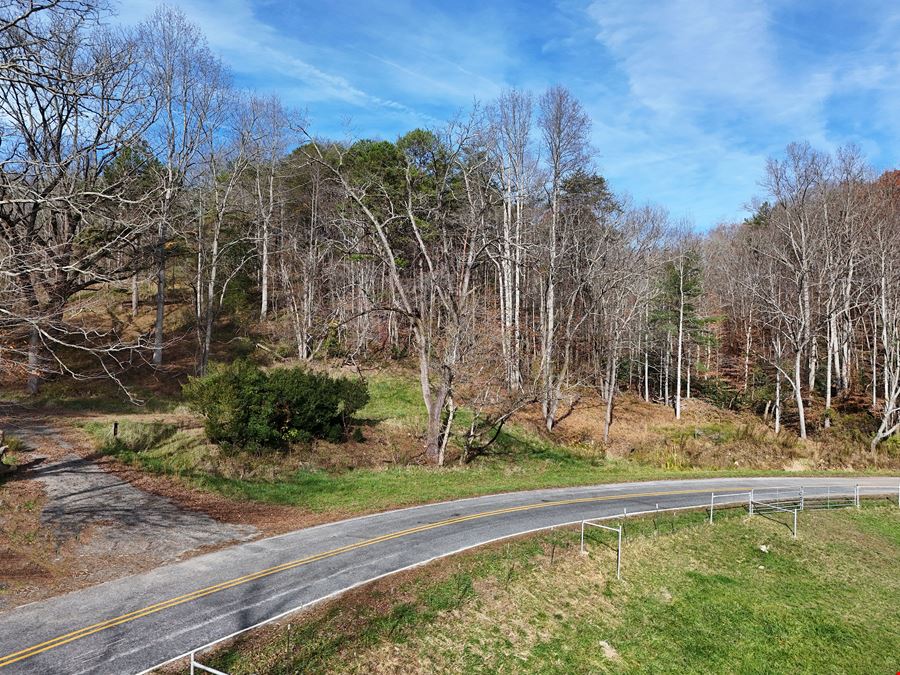 902 Deitz Cable Rd