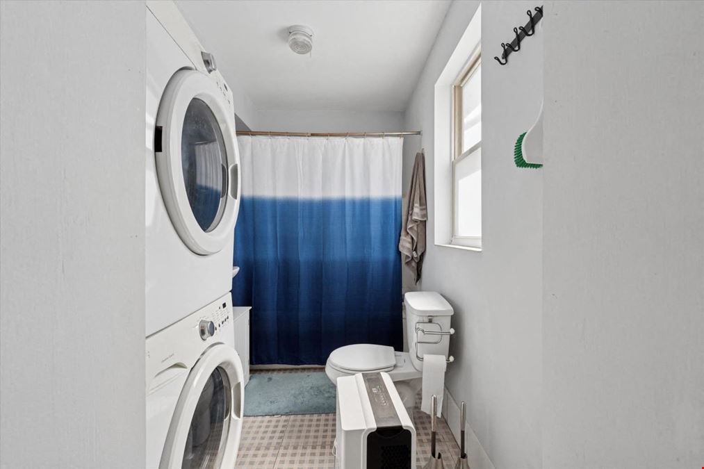 1,872 SF Multifamily | Bella Vista | Seller Ready to Deal!