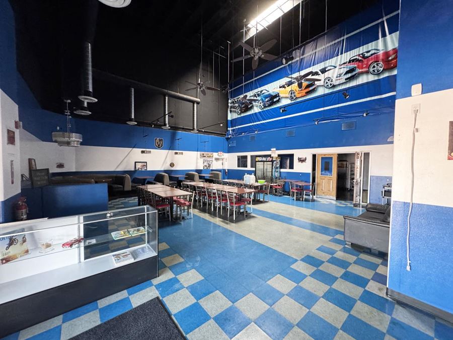 2nd Generation Café with Built-Out Kitchen