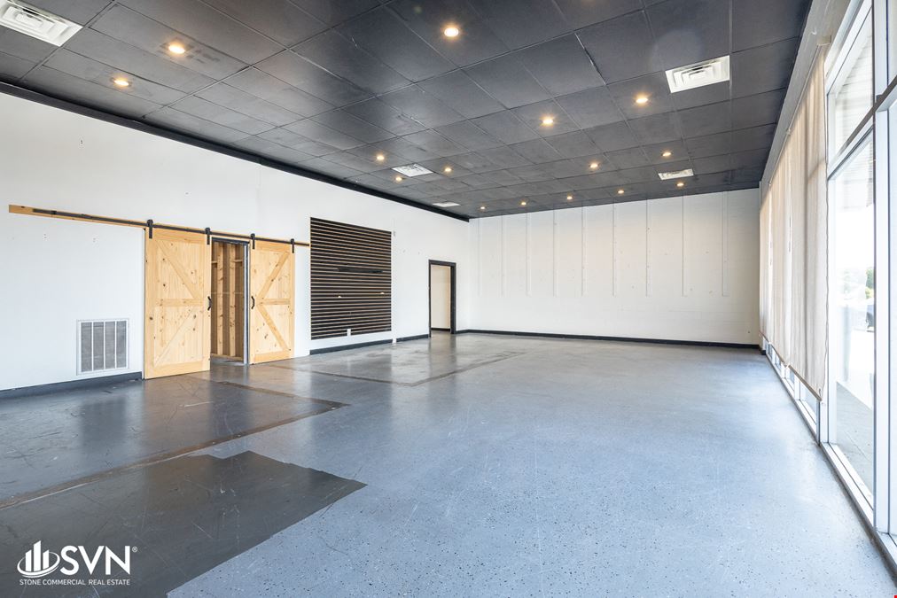 For Sublease: Mixed Use Industrial Property
