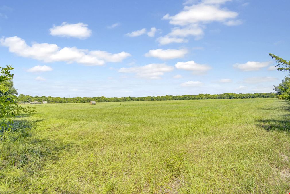 7317 2nd, Hitchcock, TX 77563 - PRCE REDUCED!