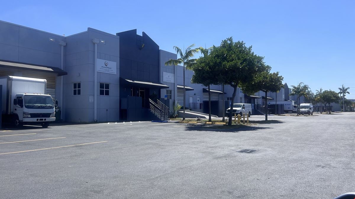 Airport Industrial Center