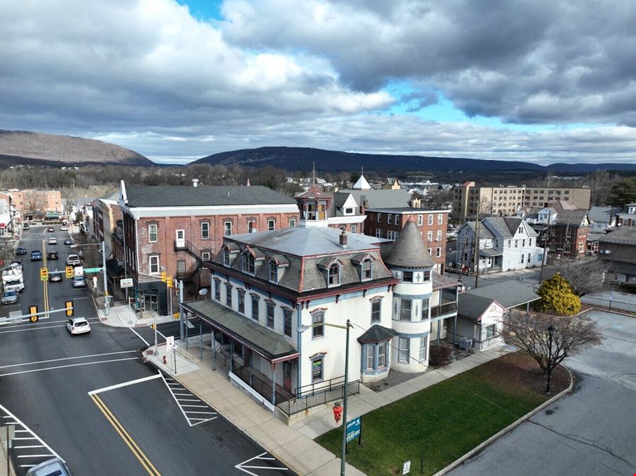 705 Main St