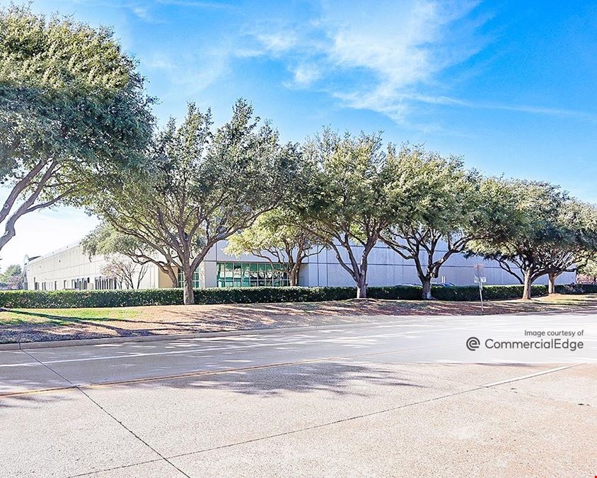 2450 SW Grapevine Pkwy