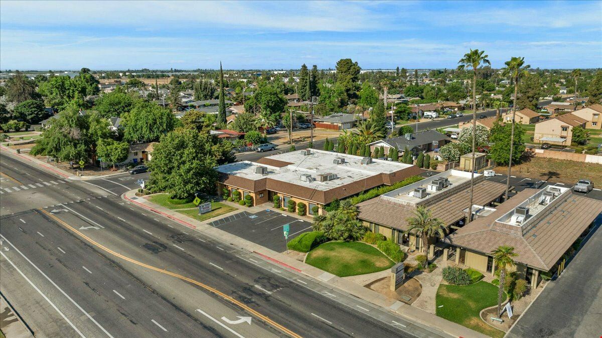±1,400 SF of Office Space Available in Excellent Condition
