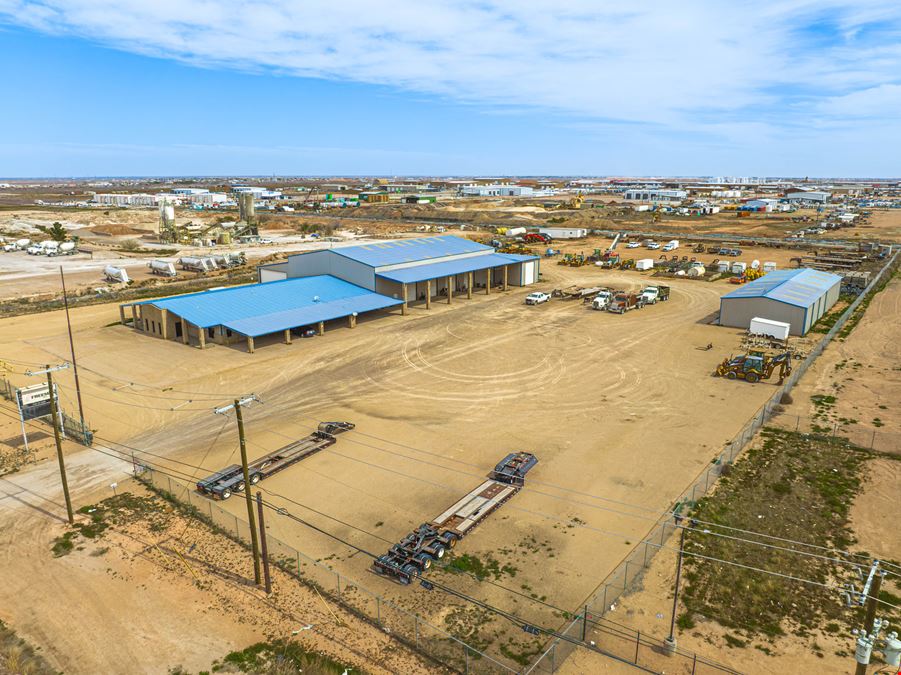 Crane Served Shop with Covered Workspace on FM 1788