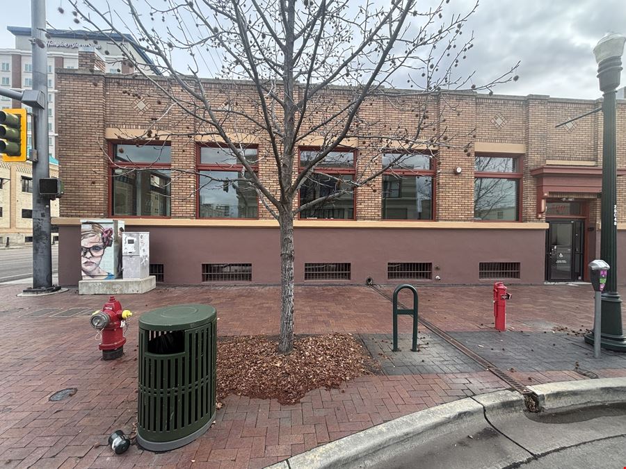 500 S 8th St