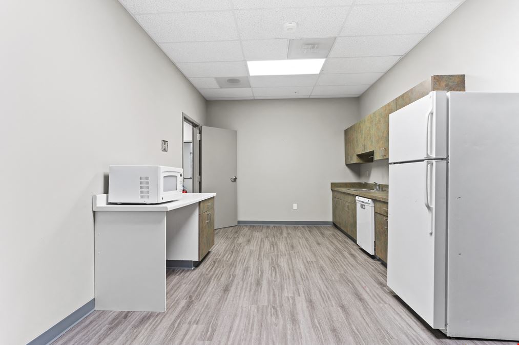 3 Jennifer Court, Suite D