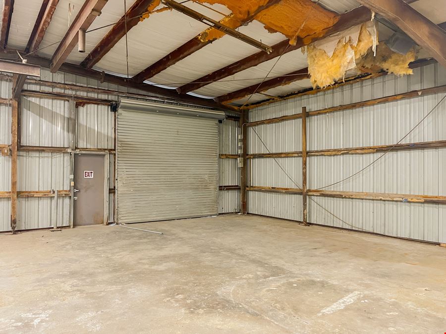 Renovated Baton Rouge Warehouse with Rollup Door