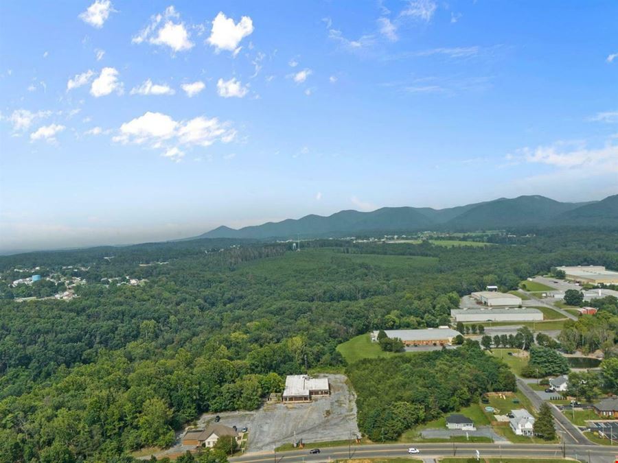 4.5 ACRE COMMERCIAL PARCEL IN THE TOWN OF SHENANDOAH