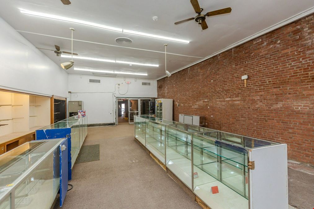 Prime Commercial Property Opportunity in Up-and-Coming Arctic Section