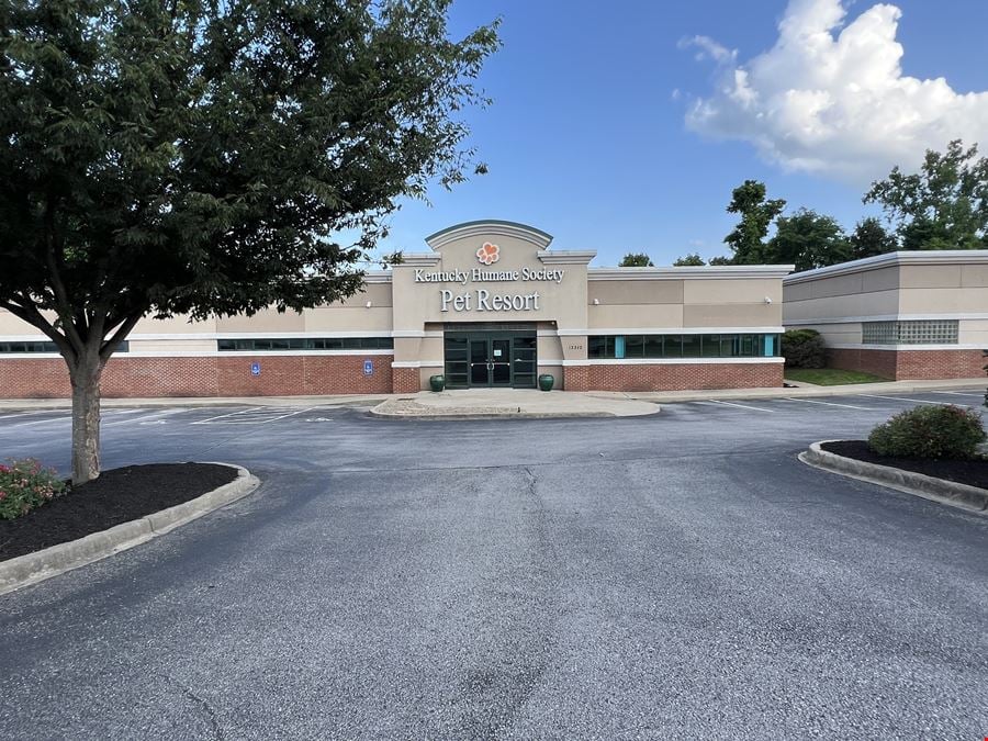 Eastpoint Industrial/Retail/Medical for Lease