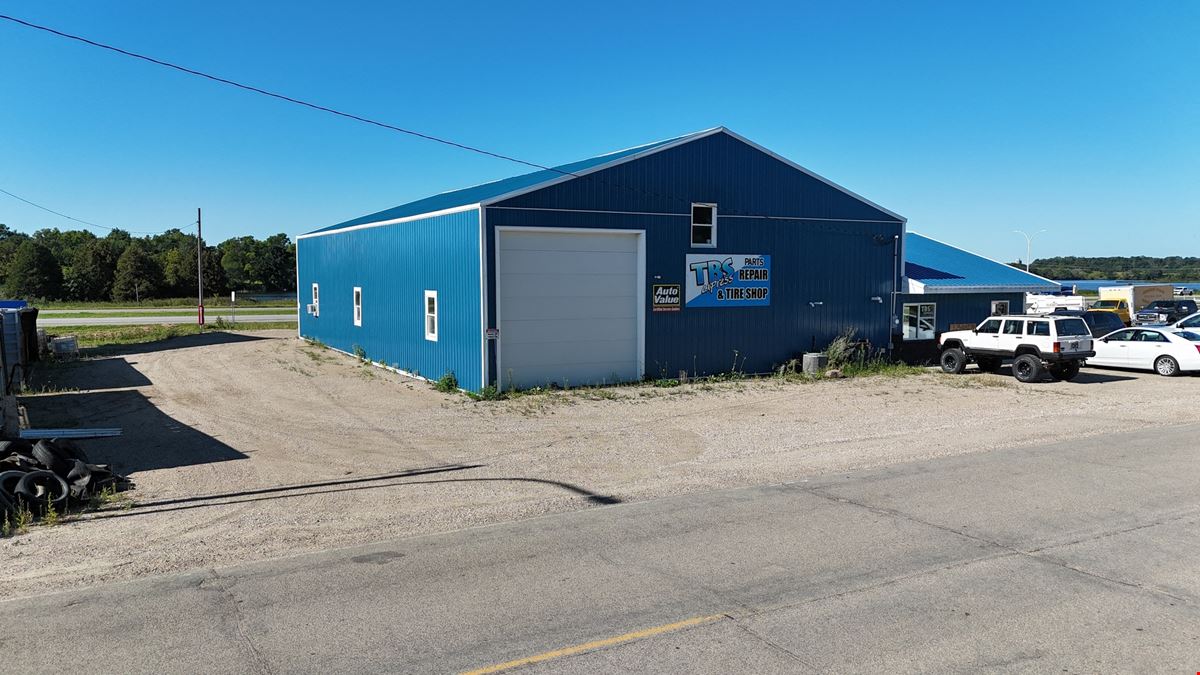 Highway 10 Shop | Audubon, MN