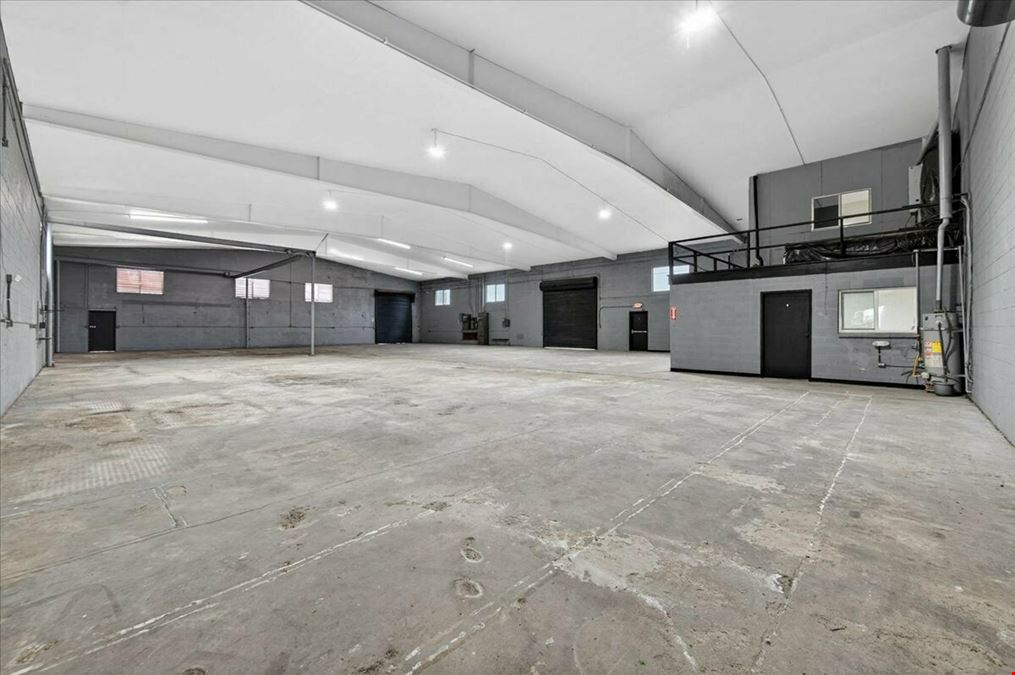 Freestanding Industrial Building on ±2.37 Acres in Porterville