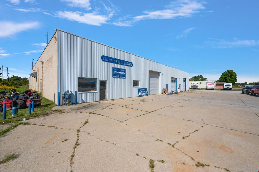 2025 N Lapeer Rd