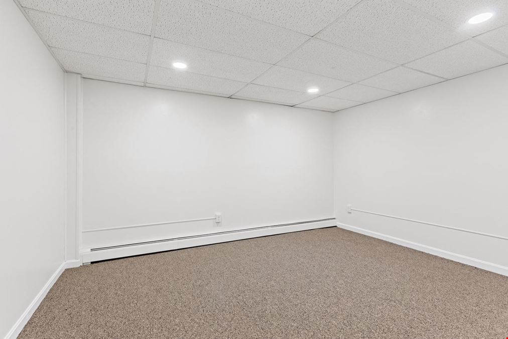 Office or Retail Spaces for Lease in Downtown Georgetown