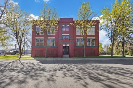 Preview of Office space for Sale at 5634 E. Commerce Ave.