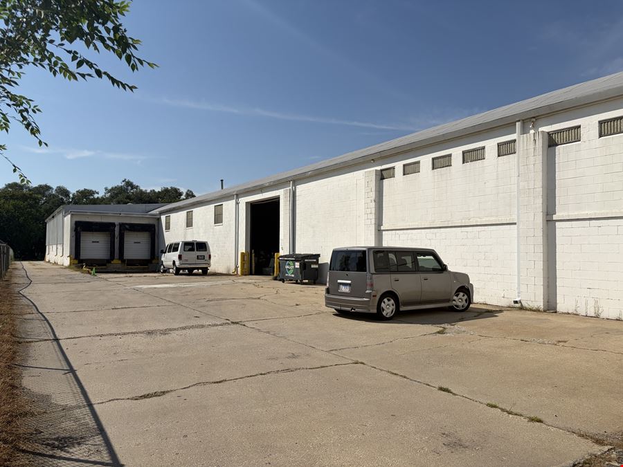 Warehouse on 2.76 Acres for Sale