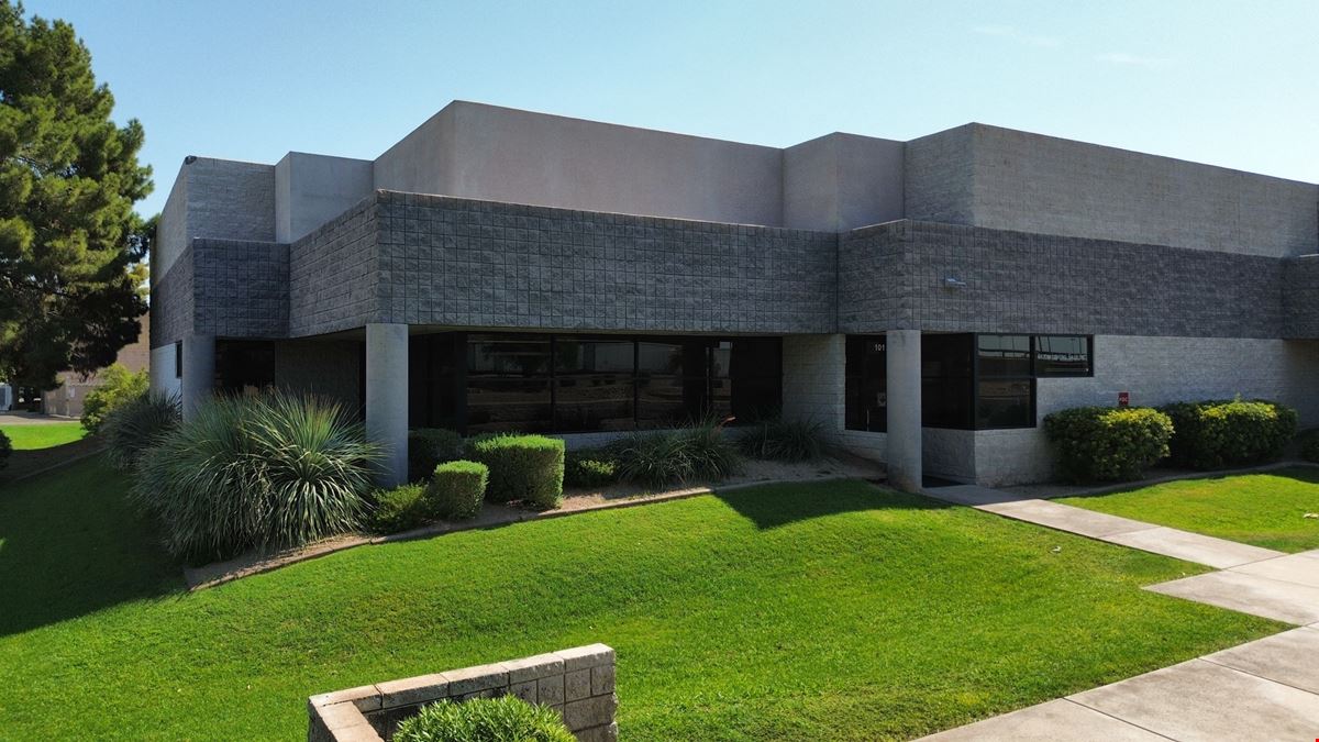 2001 W Alameda Dr