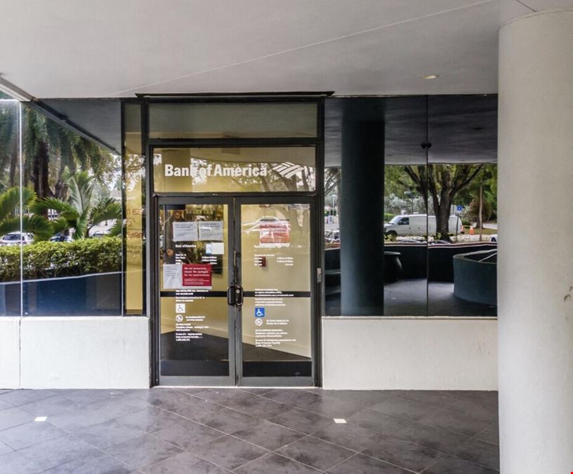 Bank of America Center - 1401 N University Dr