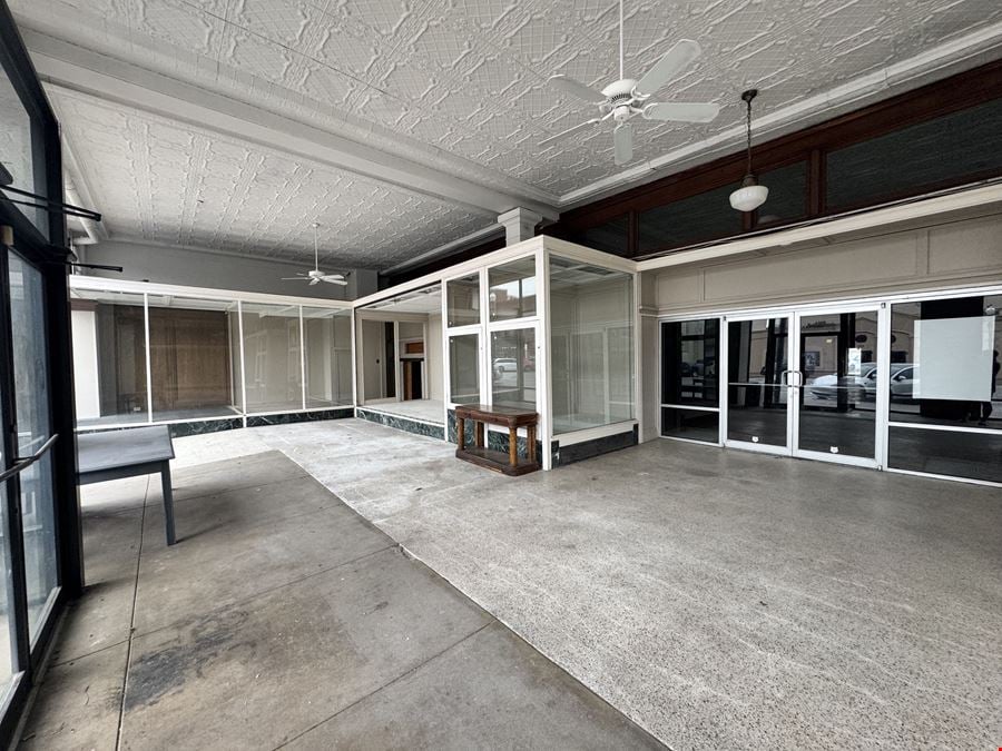 511 Commercial St