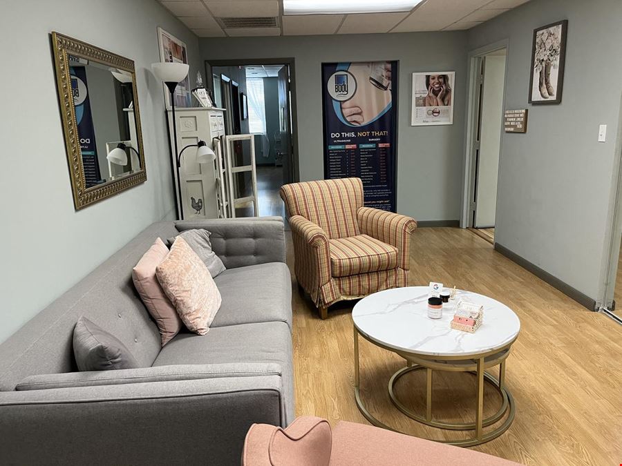 Top Floor Salon/Office Suites