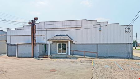 Preview of commercial space at 2101 N East St