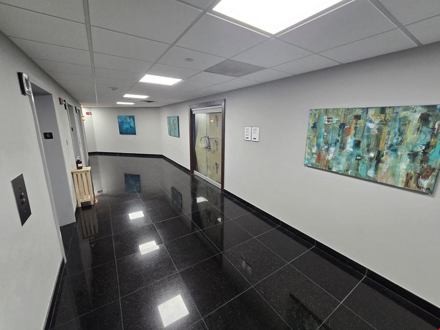 PREMIER OFFICE: Amazing opportunity to lease!