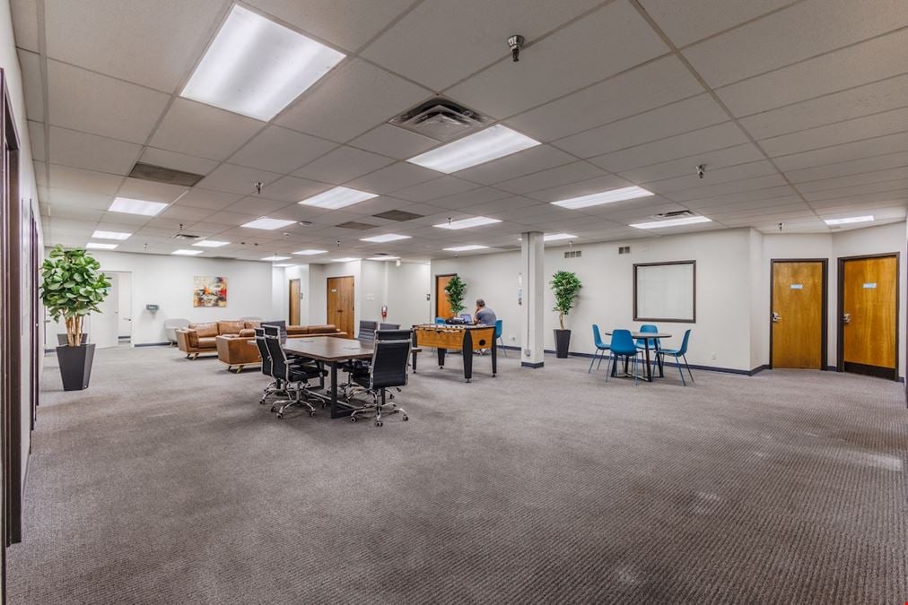 ReadySpaces Farmers Branch
