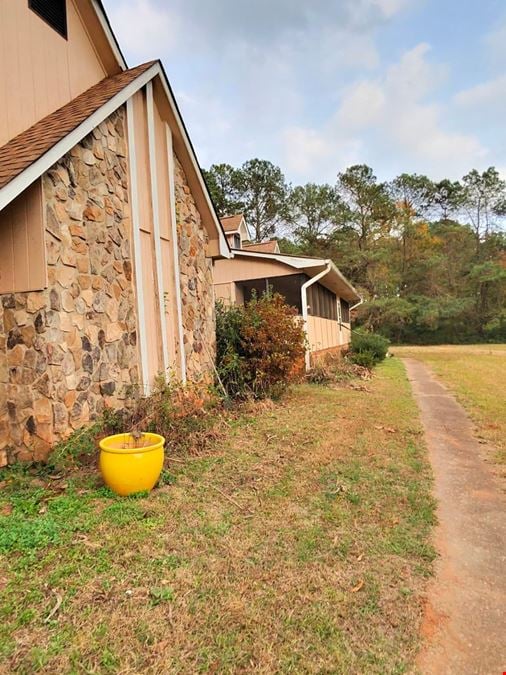 115 Frog Rd B