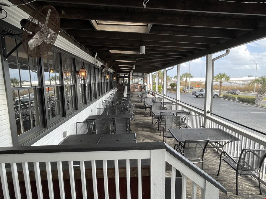 Restaurant Confidential at Pensacola Bayfront