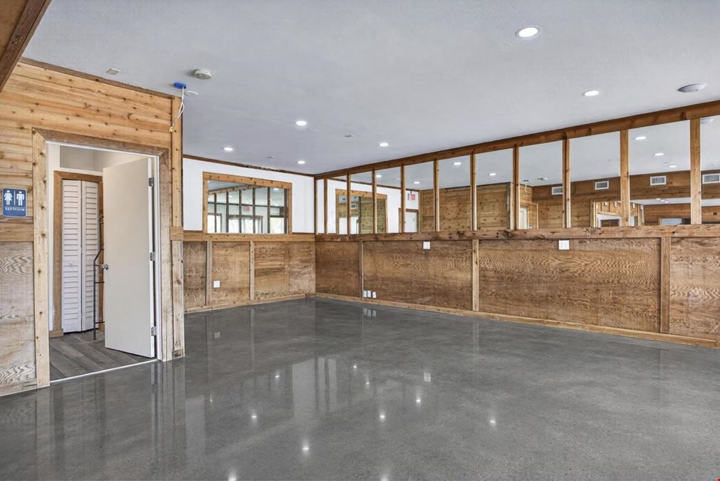 17707 San Carlos Blvd