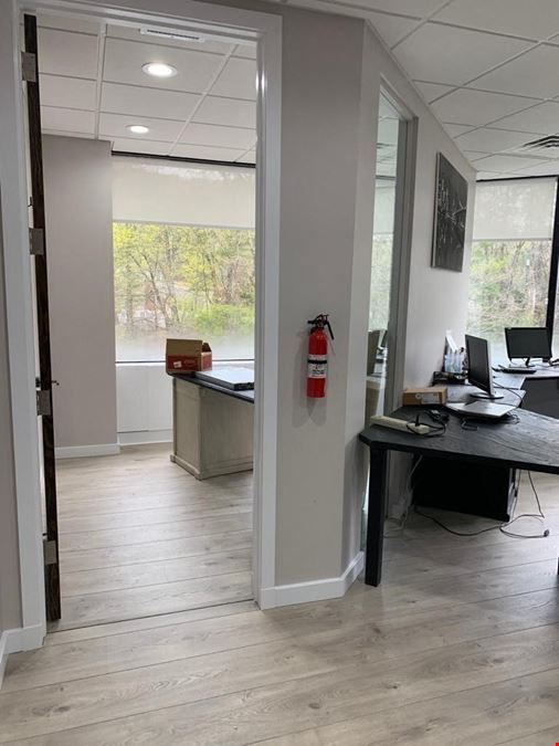 245 Saw Mill River Rd, Top Floor, Suite 301 & 311