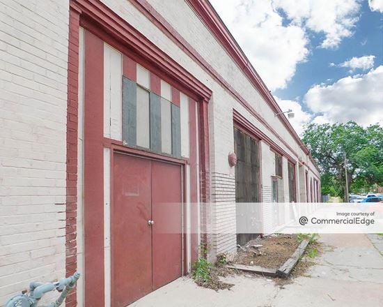 Preview of Office space for Rent at 3948 Laclede Avenue