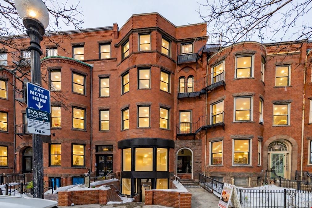 297 Newbury Street