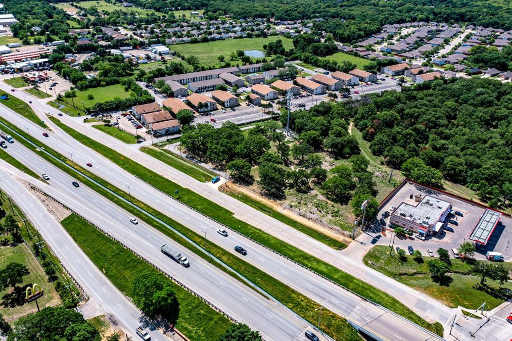 Ground Lease on Highway 175