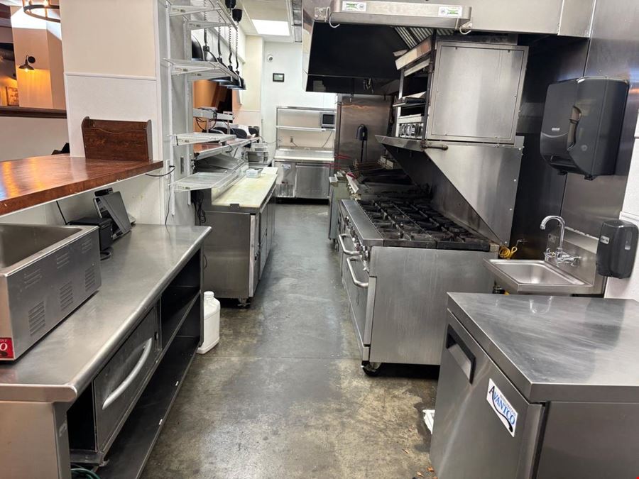 404 East Archer Street - The View at Archer - Turnkey Restaurant