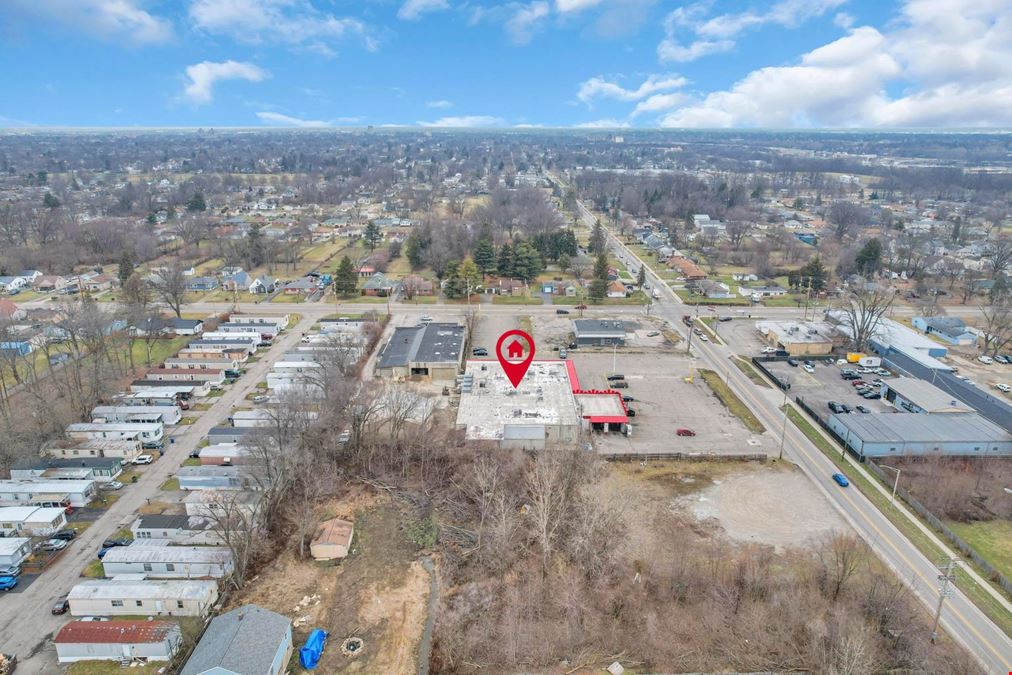 Southside Columbus laundromat, retail space, and drive-thru 1501-1511 Frebis Avenue