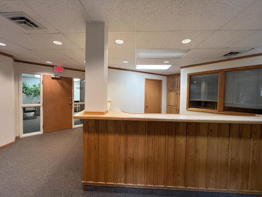 Creekside Professional Office Suite