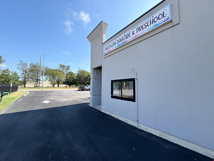 1,925 SF Retail with a Drive-Thru