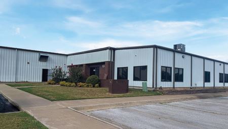 Preview of Industrial space for Sale at 1201 N Dixieland Rd