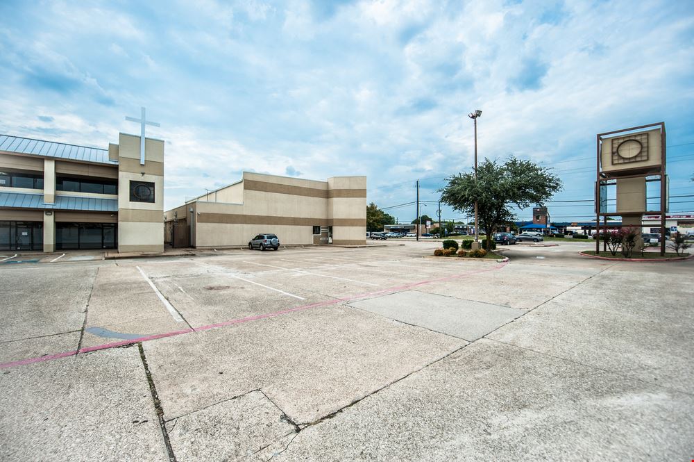 Parkview Plaza