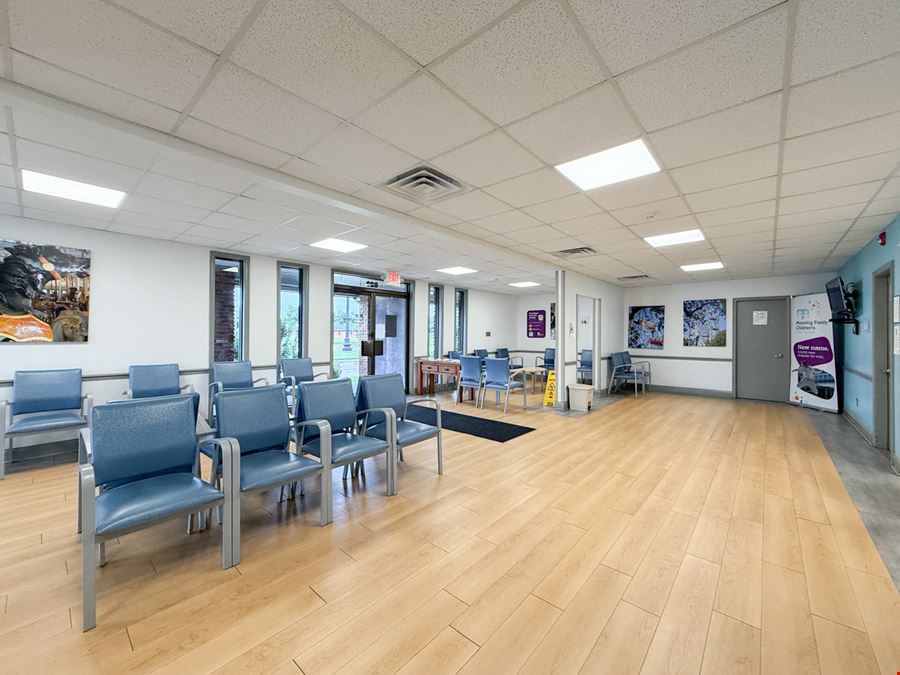 NNN-Leased Medical Office Investment with LCMC