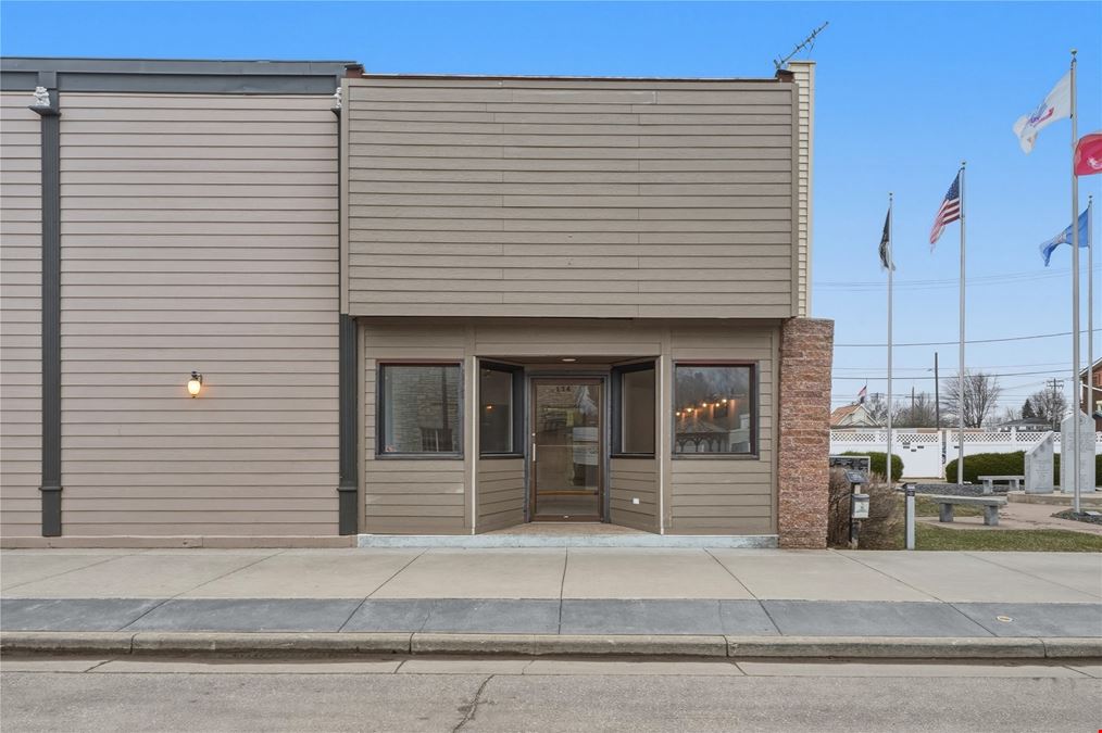134 W Lincoln St