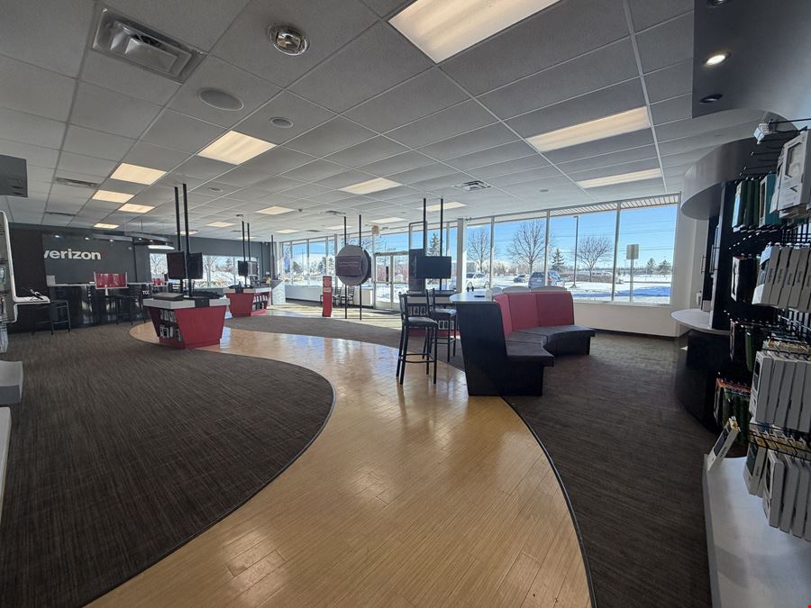 High Visibility Retail for Lease in Canton