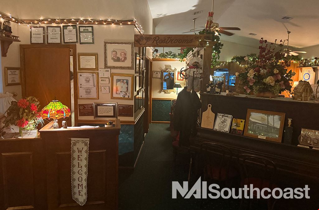 Turnkey Restaurant in Downtown Jensen Beach