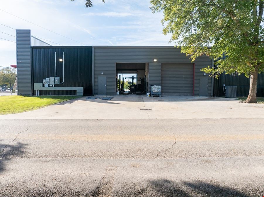 40190 Highway 290 Business - Waller Business Plaza