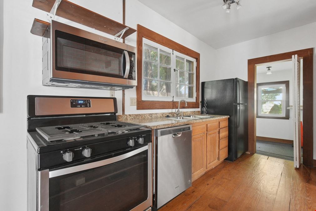 54 E Whittier St