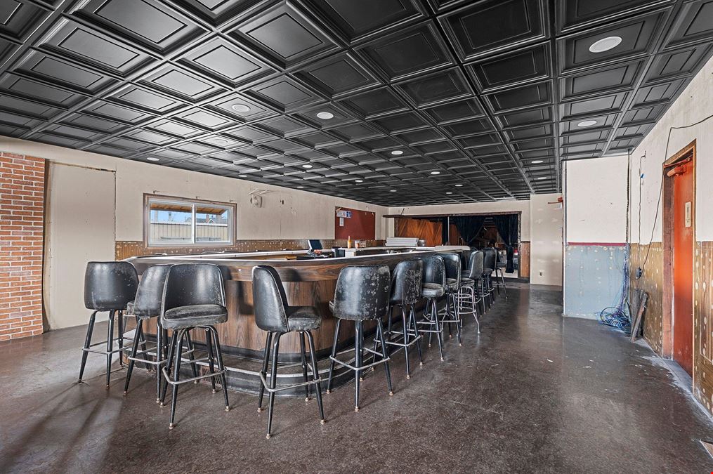 1204 18th St