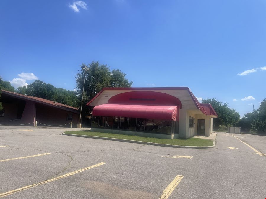 Former Arby's Building